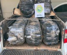 Carro furtado em Joinville (SC) é apreendido pelo BPRv com mais de 100 quilos de Skunk no Oeste do Paraná