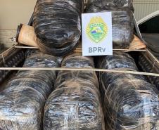 Carro furtado em Joinville (SC) é apreendido pelo BPRv com mais de 100 quilos de Skunk no Oeste do Paraná