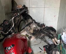 Desmanche com sete motos furtadas é descoberta pelo BPGd em Piraquara, na RMC