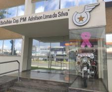 Com apoio de clínica de massoterapia, BPTran sorteia sessões para policiais femininas no mês da campanha Outubro Rosa