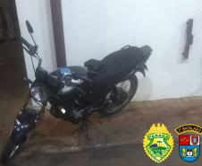 Em Pato Branco (PR), PM prende seis pessoas e recupera uma motocicleta