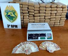 No Sudoeste, PM apreende quase 80 quilos de maconha e recupera um carro