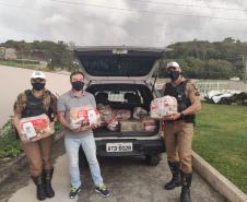 BPTran entrega 200 quilos de alimentos arrecadas por grupo sertanejo durante live