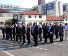 Veteranos da Polícia Militar e do Corpo de Bombeiros são homenageados durante solenidade em Curitiba
