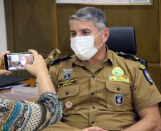 Comandante-Geral da PM recebe doação de 5 mil máscaras e face shields