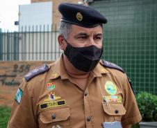 Colégio da Polícia Militar presta homenagem aos professores com entrega de mimo em casa