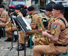 Banda de Música da PM faz apresentação em comemoração ao Dia do Professor em Curitiba