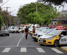 Bloqueios de trânsito do BPTran resulta no recolhimento de 48 carros e na prisão de 10 pessoas em Curitiba