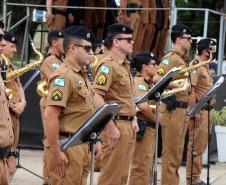 Policiais militares são homenageados durante solenidade em comemoração aos 52 anos do 13º Batalhão em Curitiba