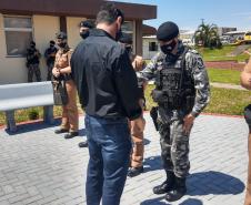 Batalhão do Centro-Sul homenageia policiais militares e entrega premiação do Concurso de Fotos para o Calendário 2021