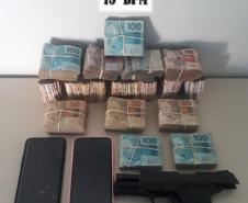 No Norte do estado, PM apreende 412 gramas de maconha, uma pistola e mais de R$ 49 mil em situações distintas