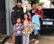 Batalhão da PM faz doação de brinquedos no Centro-Sul do estado