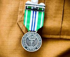 Subcomandante-Geral da PM recebe medalha Mérito Rodoviário e Mérito da Casa Militar