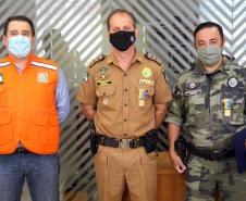 Oficiais da Polícia Militar recebem Medalha de Mérito da Defesa Civil no Quartel do Comando-Geral em Curitiba