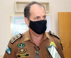 Oficiais da Polícia Militar recebem Medalha de Mérito da Defesa Civil no Quartel do Comando-Geral em Curitiba