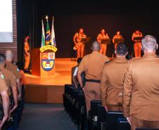 Batalhão da PM em Curitiba comemora oito anos de criação com entrega de medalhas e troca de Comando