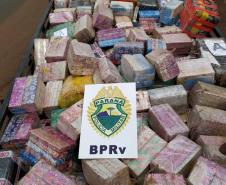 BPRv apreende quase 5,5 toneladas de maconha meio a carga de milho no Oeste do estado