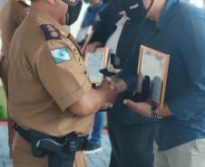 Batalhão do Centro-Sul entrega medalhas e moedas para policiais e parceiros da sociedade em Guarapuava
