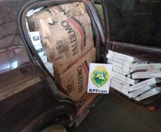 BPFron apreende quatro veículos carregados com quatro mil pacotes de cigarros contrabandeados em Guaíra (PR)