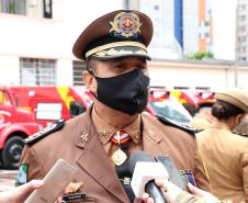 Governador participa de troca de Comando do Corpo de Bombeiro e entrega novas viaturas em Curitiba