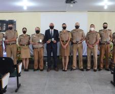 Evento marca a formatura de 28 policiais e bombeiros militares no Curso de Instrutor de Educação Física (CIEF) na APGM, em São José dos Pinhais (PR)