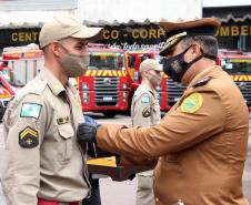 Governador participa de troca de Comando do Corpo de Bombeiro e entrega novas viaturas em Curitiba