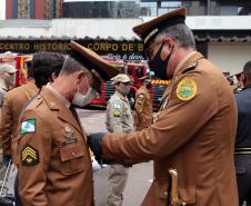 Governador participa de troca de Comando do Corpo de Bombeiro e entrega novas viaturas em Curitiba