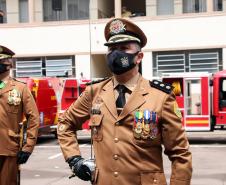Governador participa de troca de Comando do Corpo de Bombeiro e entrega novas viaturas em Curitiba