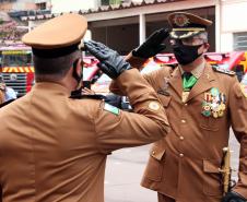 Governador participa de troca de Comando do Corpo de Bombeiro e entrega novas viaturas em Curitiba