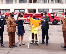Governador participa de troca de Comando do Corpo de Bombeiro e entrega novas viaturas em Curitiba