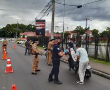 Operação Vida: quase 300 pessoas e mais de 100 veículos são abordados na Região Metropolitana de Curitiba