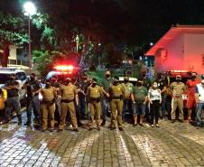 PM faz operação AIFU e fiscaliza comércios e trânsito em Paranaguá (PR)