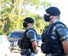 PM cumpre mandados judiciais no Litoral e encaminha dois homens por tráfico durante a Operação Vida