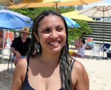 Durante blitz educativa, PM leva conscientização à população com abordagens educativas e lúdicas em Matinhos (PR)