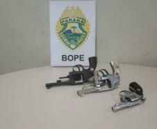 Abordagens do BOPE pela Operação Resposta 2 terminam com quatro armas apreendidas em Paranavaí (PR)