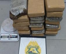 Em Contenda (PR), PM apreende 21 quilos de maconha e uma espingarda em situações distintas
