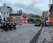 ROCAM apreende drogas e prende sete pessoas em situações distintas em Curitiba (PR)