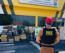 Mais de duas toneladas de maconha são apreendidas pelo BPRv em Cruzeiro do Oeste (PR)