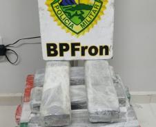 Durante Operação Hórus, duas mulheres são encaminhadas por transporte de drogas em um ônibus de viagem, em Realeza (PR)