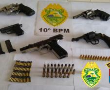 PM de Apucarana apreendem sete armas durante cumprimento de mandados judiciais