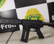 Fuzil e carregadores são encontrados pelo BPFron durante fiscalização em Guaíra (PR)