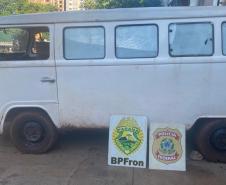 Operação Hórus: Policiais da fronteira e PF apreendem veículo carregado com cigarros contrabandeados, em Itaipulândia (PR)