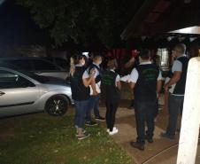 PM e agentes da prefeitura de Cianorte (PR) abordam 64 pessoas em estabelecimentos comerciais durante fiscalização das medidas sanitárias