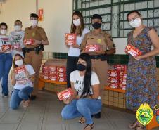 Cerca de 450 caixas de chocolates são arrecadados pela PM em Maringá e Sarandi para ação de Páscoa
