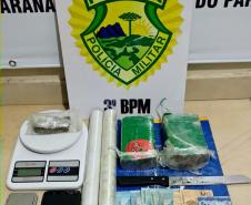 No Sudoeste do estado, PM prende três homens e apreende espingarda e mais de 800 gramas de maconha
