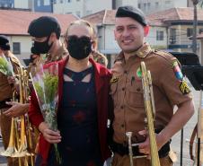 Banda de Música faz homenagem às mães policiais militares de todo o Paraná