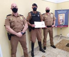 Oficiais da PM lançam livro sobre emprego de bastões em ocorrências policiais