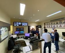 Comandante do 7º BPM recebe comitiva da prefeitura da Cidade Gaúcha e apresenta sistema de videomonitoramento da cidade de Cruzeiro do Oeste (PR)