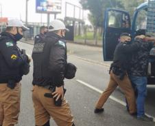 Cadetes da PM tem instrução prática sobre policiamento de trânsito urbano em Curitiba