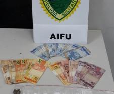 Ação integrada flagra 212 pessoas e interdita cinco pontos comerciais em Curitiba